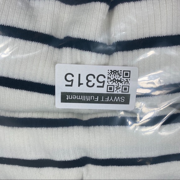 A New Day Cream Striped Long Sleeve Sweater Medium - Picture 9 of 11